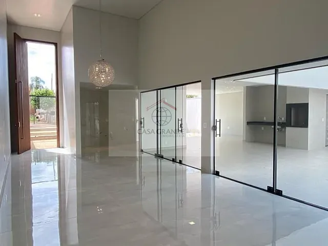 Casa com 300m² 3 quartos e 4 banheiros, à venda, no bairro Residencial Belmonte em Rolândia