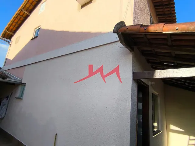Casa com 96m² 2 quartos e 2 banheiros, à venda, no bairro Vista Alegre em São Gonçalo