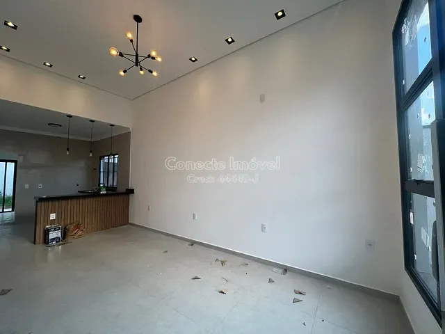 Casa com 250m² 2 quartos e 2 banheiros, à venda, no bairro Residencial Europa em Holambra
