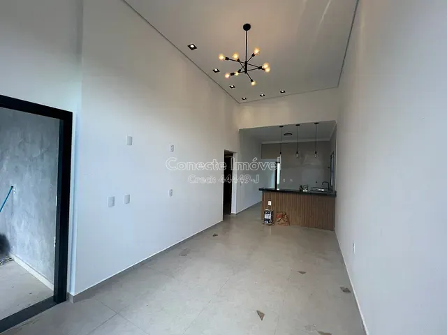 Casa com 250m² 2 quartos e 2 banheiros, à venda, no bairro Residencial Europa em Holambra