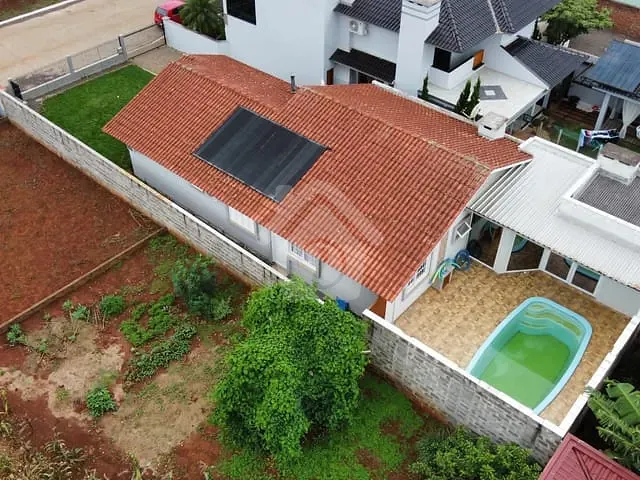 Casa com 219m² 3 quartos e 2 banheiros, à venda, no bairro Alesgut em Teutônia