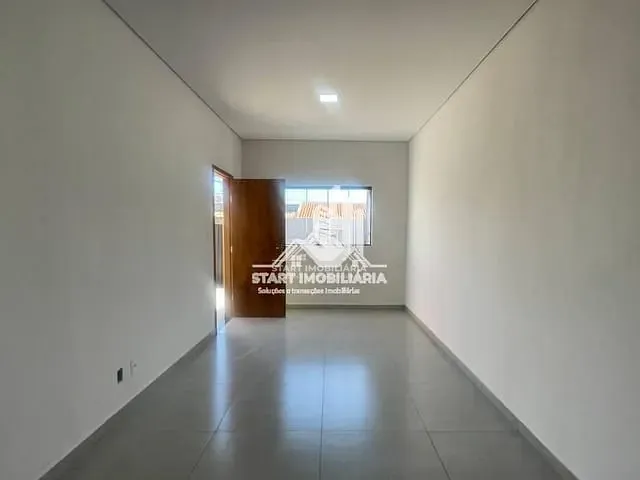 Casa 2 quartos e 1 banheiro, à venda, no bairro Conjunto Habitacional Maria Elena Pereira Bertolini em Pederneiras
