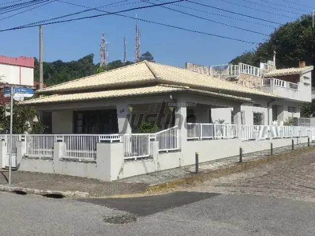 Casa com 336m² 2 quartos e 1 banheiro, à venda, no bairro Praia Do Sonho em Itanhaém