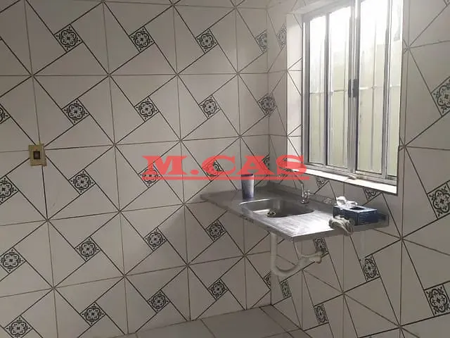 Casa com 40m² 1 quarto e 1 banheiro, para alugar, no bairro Vila Invernada em São Paulo
