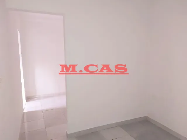 Casa com 40m² 1 quarto e 1 banheiro, para alugar, no bairro Vila Invernada em São Paulo