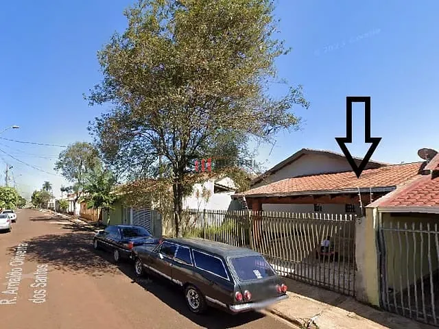Casa com 250m² 3 quartos e 2 banheiros, à venda, no bairro Jardim Maria Celina em Londrina