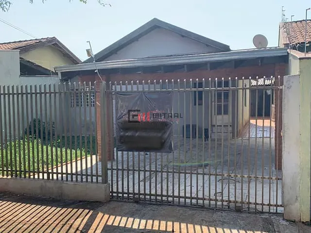 Casa com 250m² 3 quartos e 2 banheiros, à venda, no bairro Jardim Maria Celina em Londrina