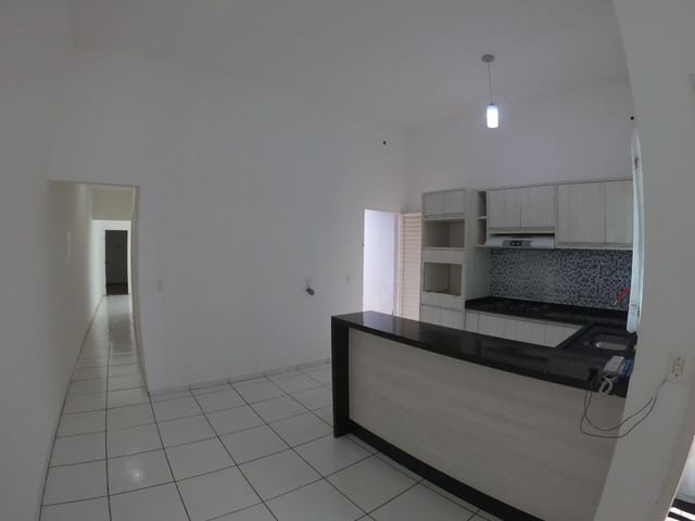 Casa com 130m² 2 quartos e 2 banheiros, à venda, no bairro Columbia em Londrina