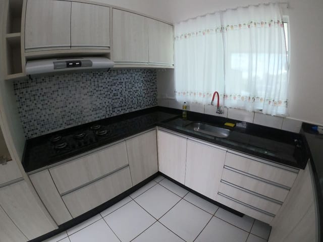 Casa com 130m² 2 quartos e 2 banheiros, à venda, no bairro Columbia em Londrina