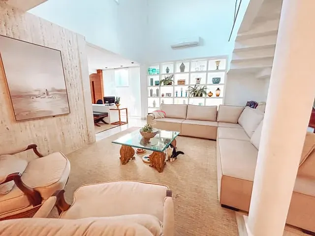 Casa com 220m² 3 quartos e 4 banheiros, à venda, no bairro Gleba Fazenda Palhano em Londrina