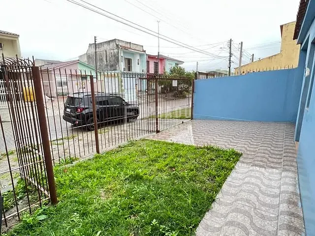 Casa 2 quartos e 1 banheiro, à venda, no bairro Areal em Pelotas