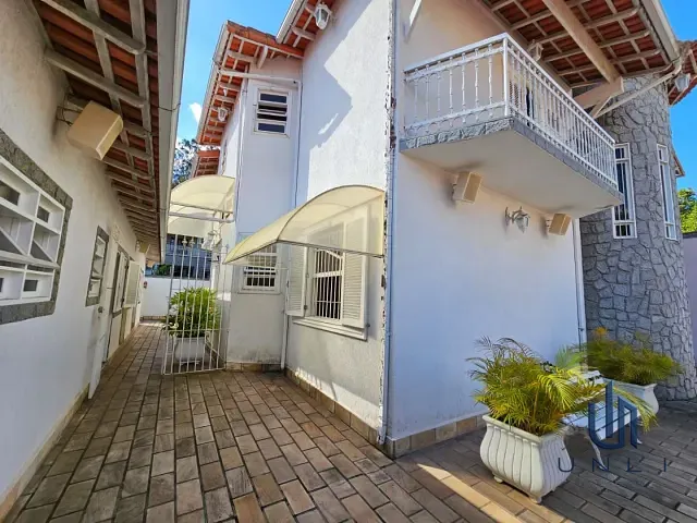 Casa 5 quartos e 8 banheiros, à venda, no bairro Jardim Belvedere em Volta Redonda