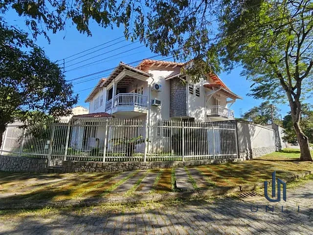Casa 5 quartos e 8 banheiros, à venda, no bairro Jardim Belvedere em Volta Redonda