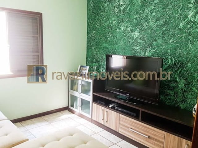 Casa com 250m² 3 quartos e 2 banheiros, à venda, no bairro Santo Antônio em Louveira
