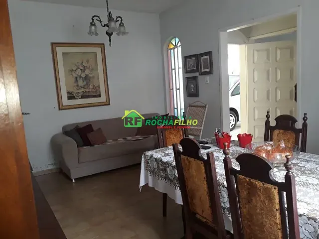 Casa com 405m² 3 quartos e 1 banheiro, à venda, no bairro Morada do Sol em Teresina