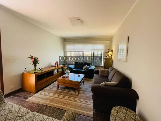 Casa com 200m² 3 quartos e 1 banheiro, para alugar, no bairro Vila Bertioga em São Paulo