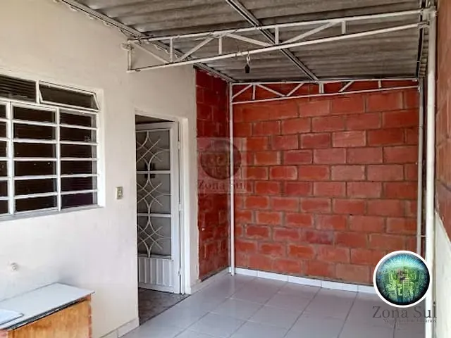 Casa com 207m² 4 quartos e 2 banheiros, à venda, no bairro Vossoroca em Votorantim