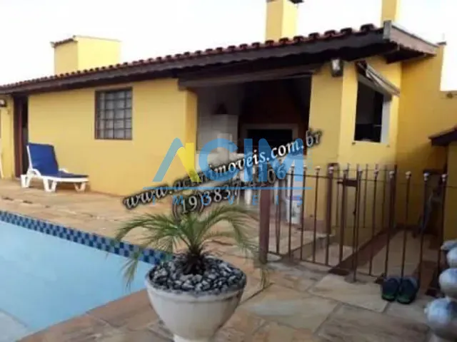 Casa com 300m² 2 quartos e 1 banheiro, à venda, no bairro Guedes em Jaguariúna