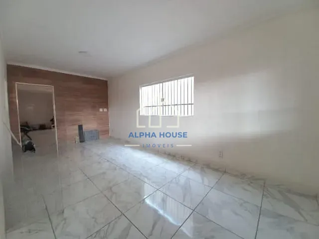 Casa com 252m² 3 quartos e 2 banheiros, à venda, no bairro Bosque da Princesa em Pindamonhangaba