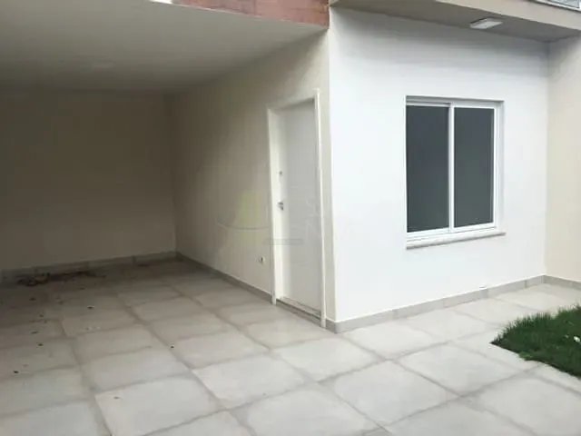 Sobrado com 188m² 3 quartos e 3 banheiros, à venda, no bairro Jardim das Flores I em Apucarana