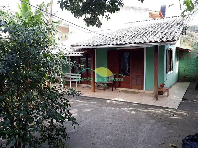 Casa 1 quarto e 1 banheiro, à venda, no bairro Morro das Pedras em Florianópolis