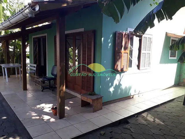 Casa 1 quarto e 1 banheiro, à venda, no bairro Morro das Pedras em Florianópolis