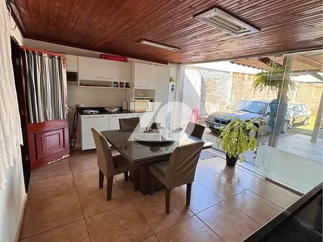 Casa 1 quarto e 1 banheiro, à venda, no bairro Vila Industrial em Bauru