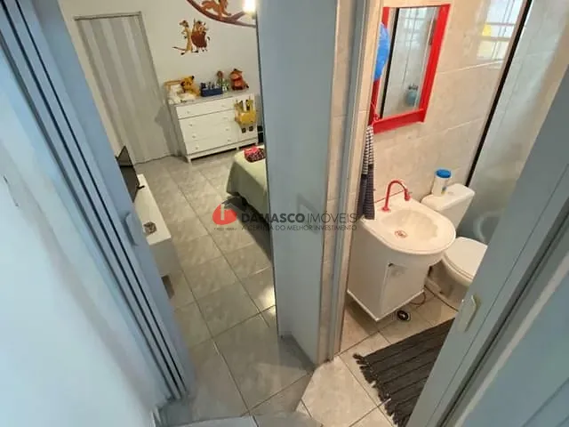 Casa com 130m² 3 quartos e 1 banheiro, à venda, no bairro Vila Palmares em Santo André