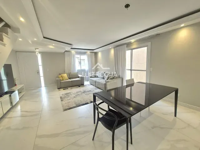 Casa com 178m² 3 quartos e 3 banheiros, à venda, no bairro Granja Viana em Cotia