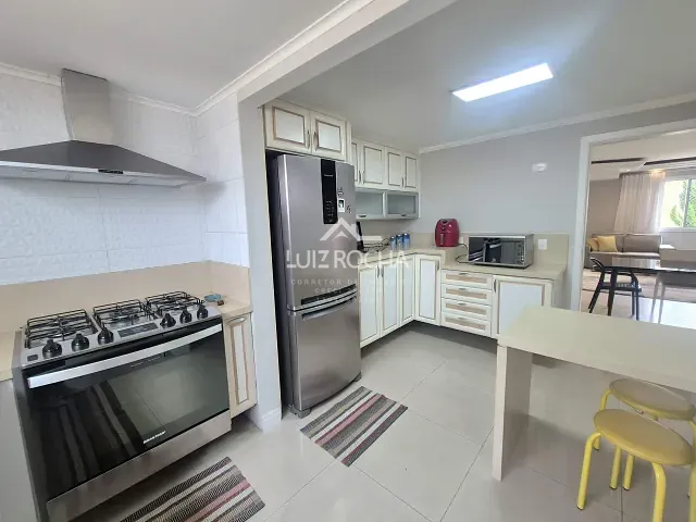 Casa com 178m² 3 quartos e 3 banheiros, à venda, no bairro Granja Viana em Cotia