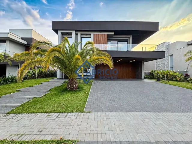 Casa com 916m² 4 quartos e 7 banheiros, à venda, no bairro Monte Alegre em Vinhedo