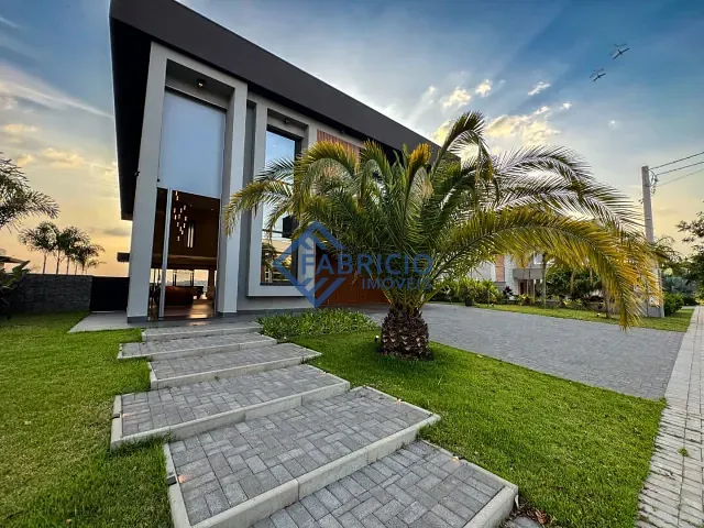 Casa com 916m² 4 quartos e 7 banheiros, à venda, no bairro Monte Alegre em Vinhedo