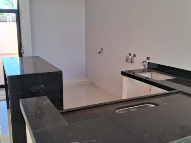 Casa 3 quartos e 3 banheiros, à venda, no bairro Residencial Bosques dos Ipês em Tatuí