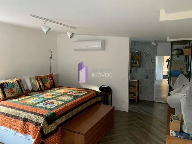 Casa 2 quartos e 2 banheiros, para alugar, no bairro Itacoatiara em Niterói