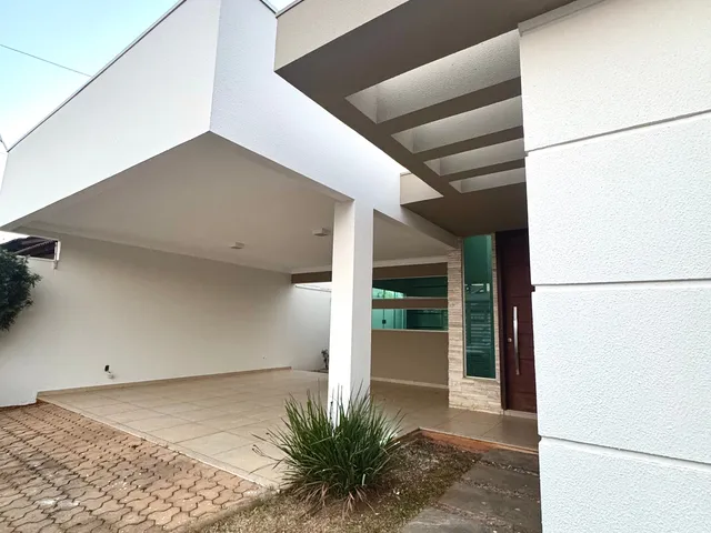 Casa 3 quartos e 3 banheiros, à venda, no bairro Residencial das Acácias em Nova Mutum