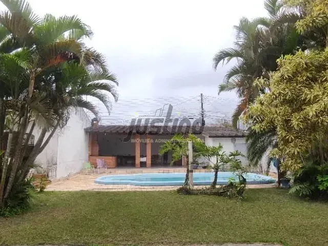 Casa com 625m² 3 quartos e 1 banheiro, à venda, no bairro Suarão em Itanhaém