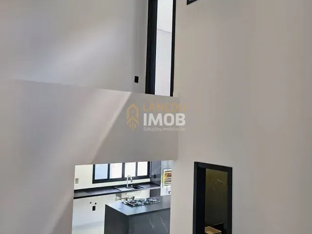 Casa 3 quartos e 4 banheiros, à venda, no bairro Loteamento Vale dos Lagos em Várzea Paulista