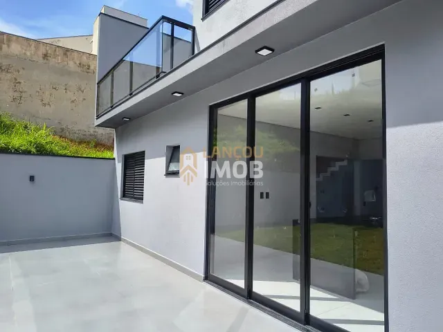 Casa 3 quartos e 4 banheiros, à venda, no bairro Loteamento Vale dos Lagos em Várzea Paulista