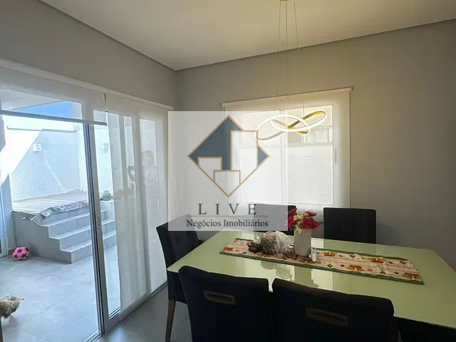 Casa 3 quartos e 3 banheiros, à venda, no bairro Parque Jambeiro em Campinas