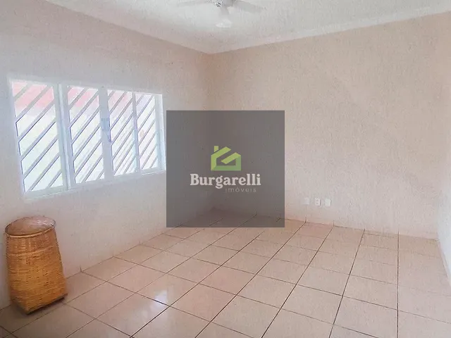 Casa 2 quartos e 1 banheiro, à venda, no bairro Morada do Sol em Lavras