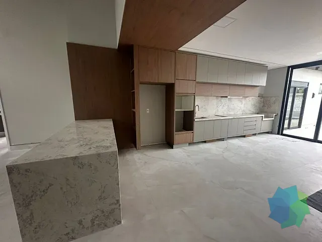 Casa com 360m² 3 quartos e 4 banheiros, à venda, no bairro Chácara Alvorada em Indaiatuba