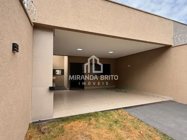 Casa 2 quartos e 2 banheiros, à venda, no bairro Jardim Veneza em Aparecida de Goiânia