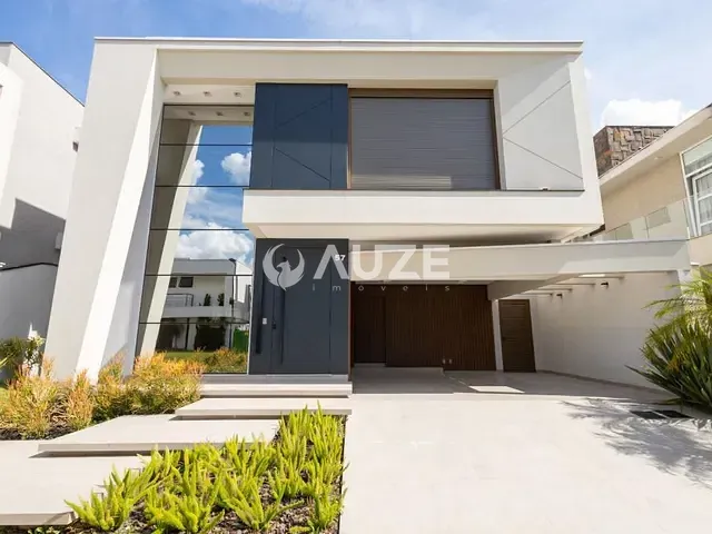Casa com 290m² 4 quartos e 4 banheiros, à venda, no bairro São Braz em Curitiba