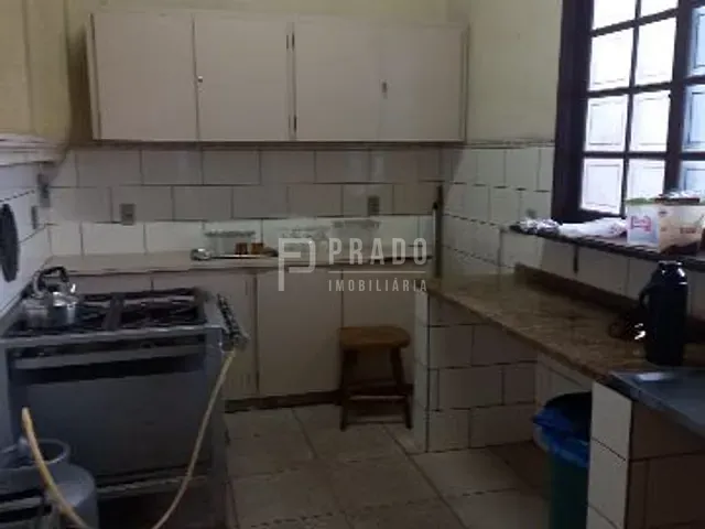 Casa com 584m², à venda, no bairro Centro em Pelotas