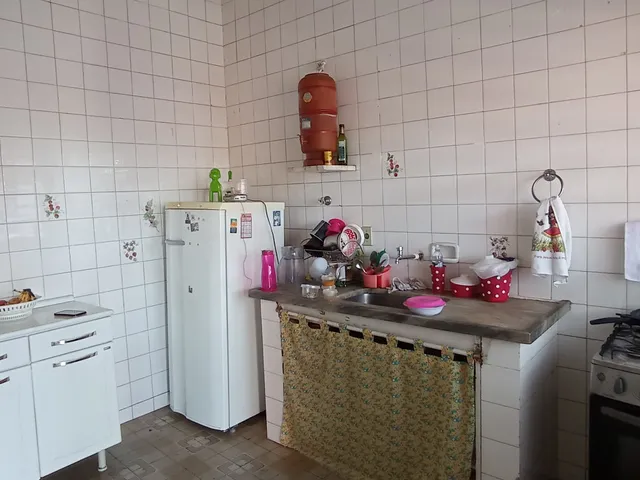 Casa com 360m² 3 quartos e 2 banheiros, à venda, no bairro Jardim América em Belo Horizonte