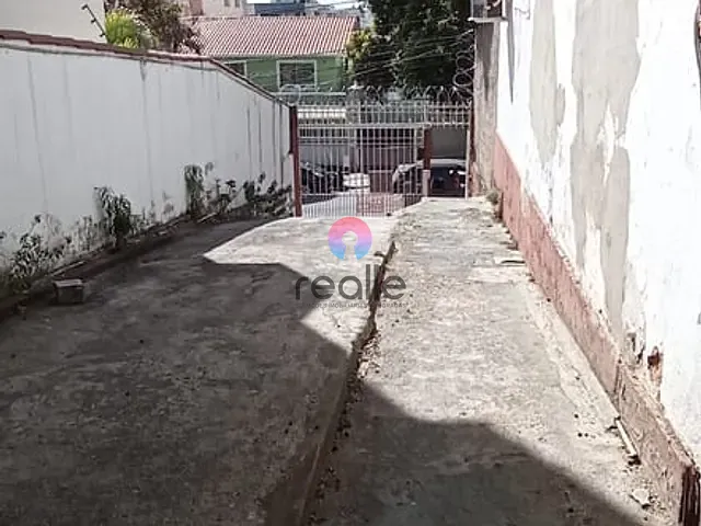 Casa com 360m² 3 quartos e 2 banheiros, à venda, no bairro Jardim América em Belo Horizonte