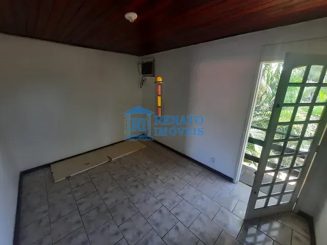 Casa 2 quartos e 1 banheiro, para alugar, no bairro Araçatiba em Maricá