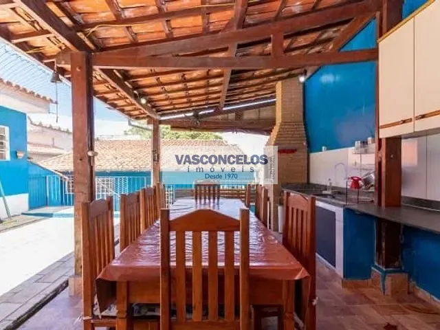 Casa com 400m² 3 quartos e 4 banheiros, à venda, no bairro Jardim Bela Vista em São José dos Campos