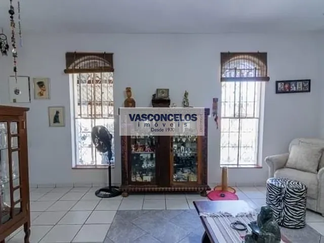 Casa com 400m² 3 quartos e 4 banheiros, à venda, no bairro Jardim Bela Vista em São José dos Campos