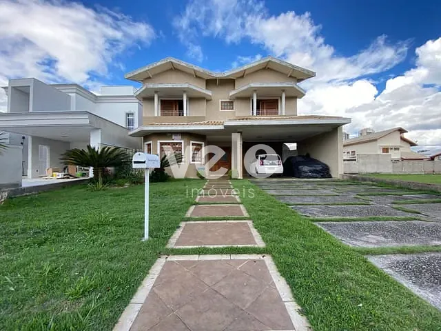 Casa com 418m² 3 quartos e 5 banheiros, à venda, no bairro Vila Costa em Taubaté